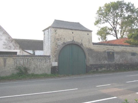 la-haye-sainte1.jpg